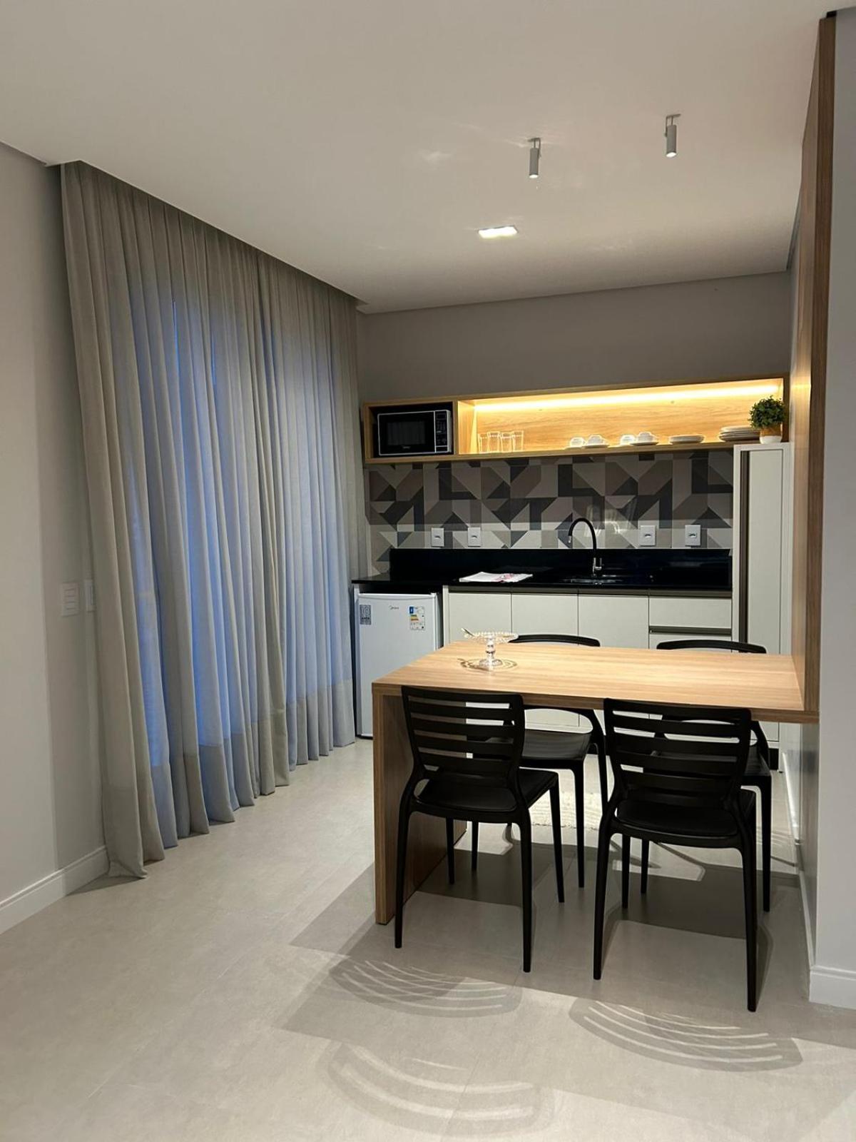 D Santa Lofts *
